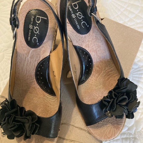 Boc Black Wedge Sandals 8M - Picture 2 of 5